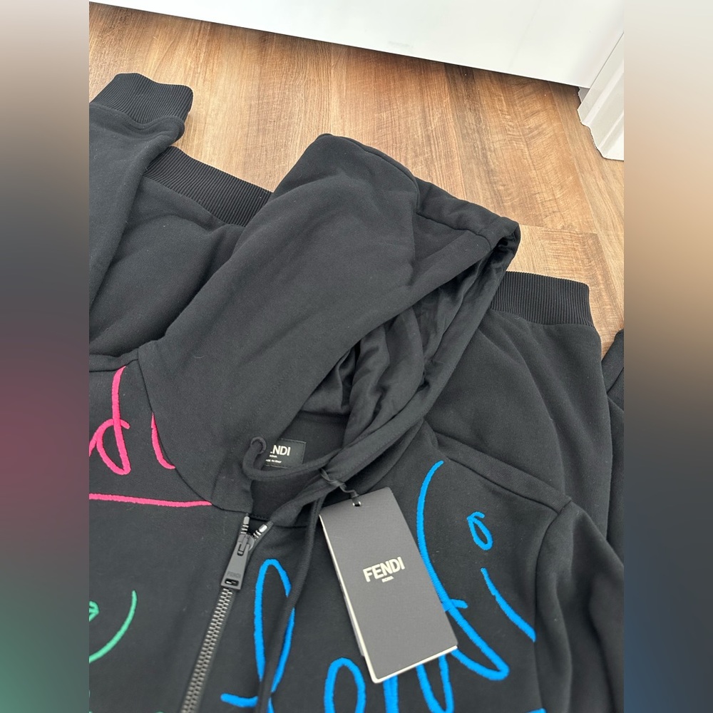 FENDI Hoodie - Picture 5 of 17